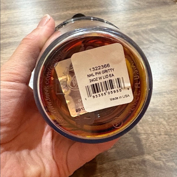 Philadelphia Flyers NHL Mascot GRITTY Tervis Wrap Tumbler 24 oz Lid New NWT - Picture 4 of 5